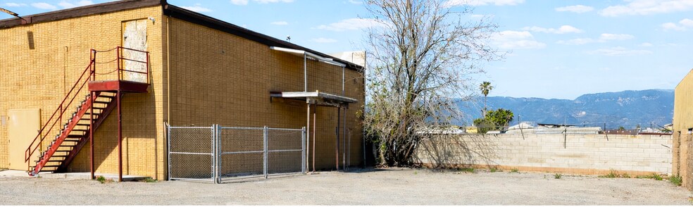 More Photos Of 651 N Waterman Ave, San Bernardino Storefront Retail Office For Sale