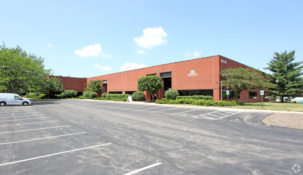 More Photos Of 765-779 Brooksedge Blvd, Westerville Flex For Lease