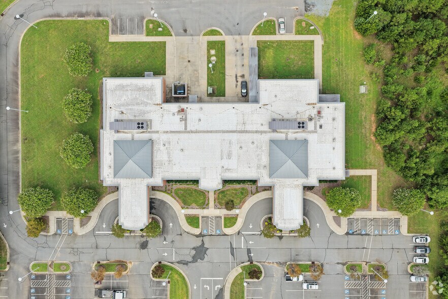 More Photos Of 103 Stanly Pky, Locust Medical For Lease
