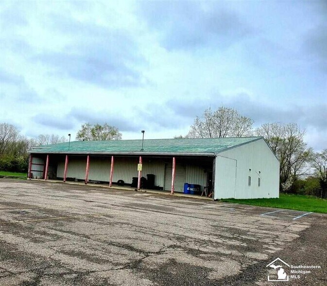 More Photos Of 1052-1070 S Telegraph Rd, Monroe Coworking Space