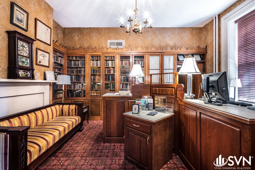 More Photos Of 638 Beaumont Inn Dr, Harrodsburg Hotel For Sale