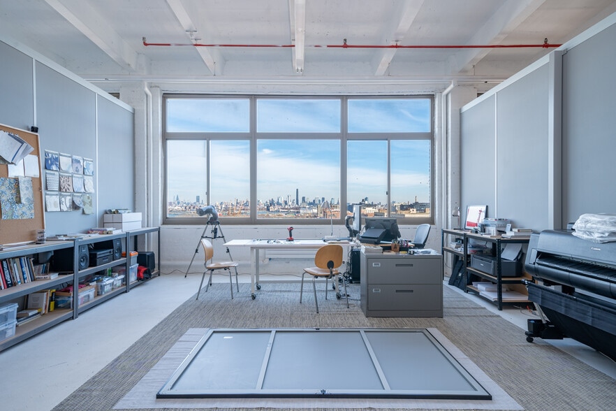 More Photos Of 14 53rd St, Brooklyn Flex For Lease
