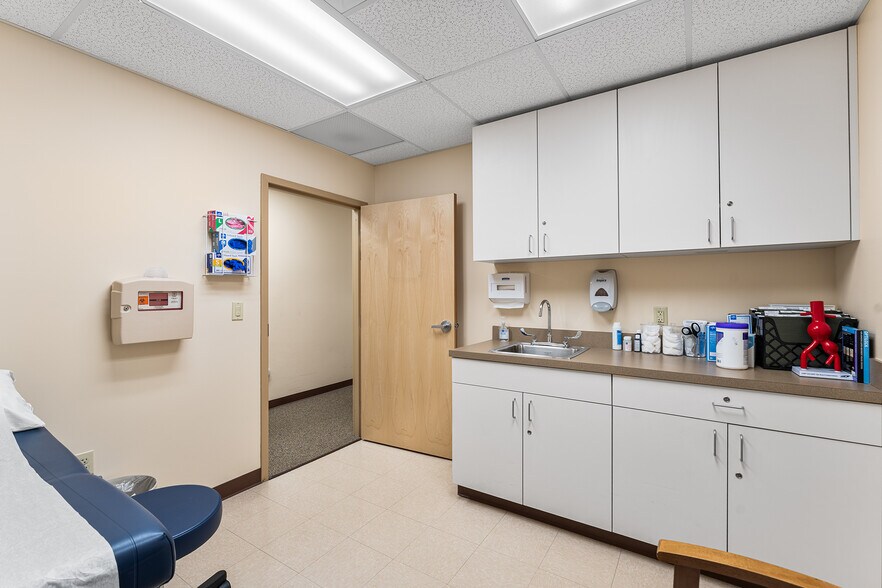 More Photos Of 1206 W Sherman Ave, Vineland Medical For Sale