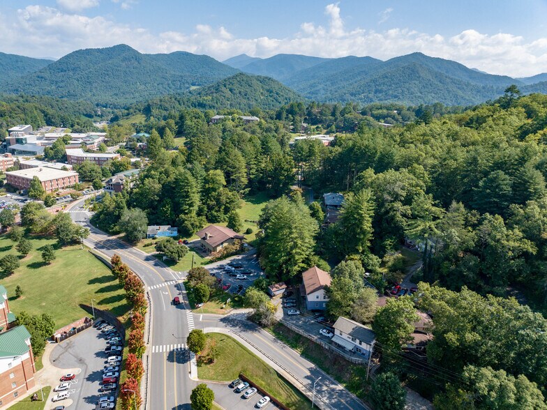 More Photos Of 44 & 54 Legacy Ln, Cullowhee Apartments For Sale