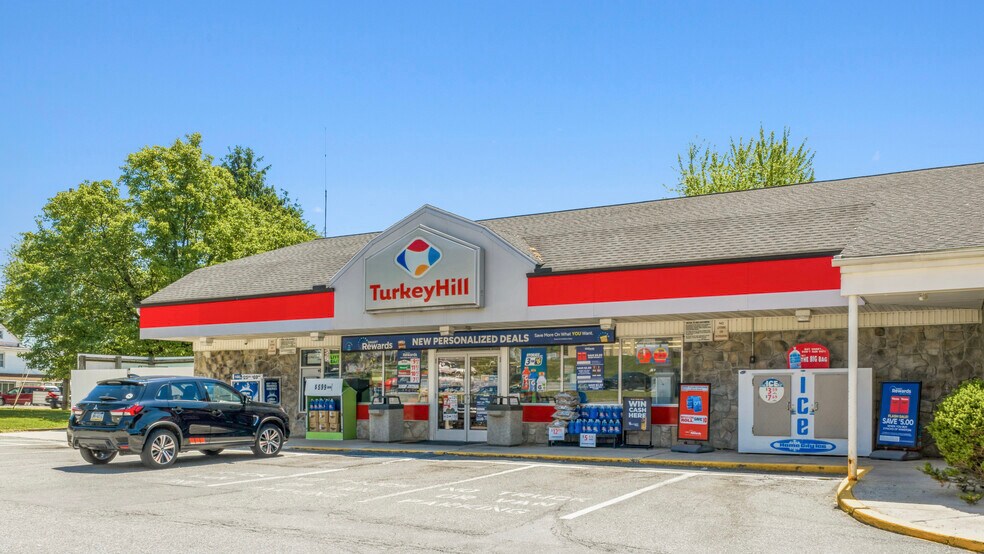 Primary Photo Of 8012 Chestnut St, Hereford Freestanding For Sale