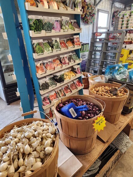 More Photos Of 1814 Iron Bridge Rd, Hustontown Contractor Storage Yard For Sale