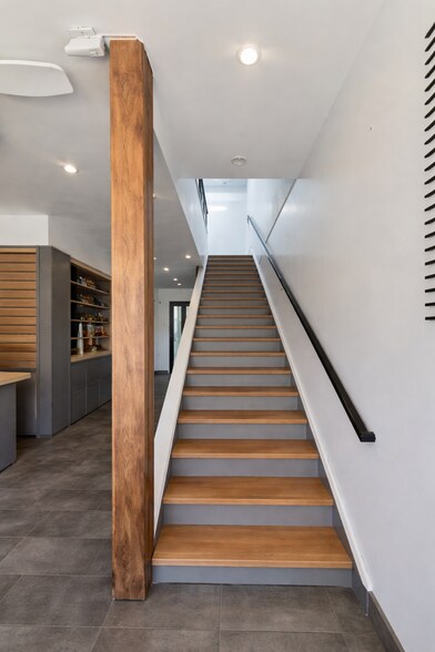 More Photos Of 10 E Main St, Pawling Restaurant For Lease