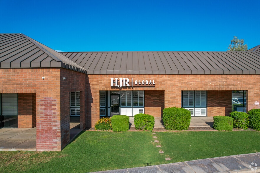 More Photos Of S Gilbert Rd @ E Southern Ave, Mesa Unknown For Lease