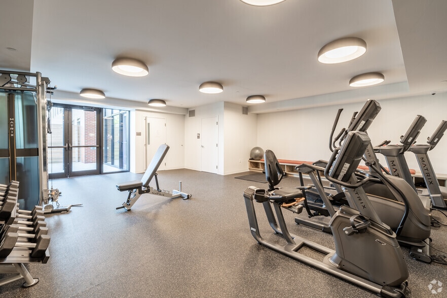 More Photos Of 45 Brighton Ave, Allston Apartments For Lease