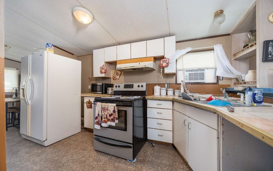 More Photos Of 7601 133rd Rd, Live Oak Assisted Living For Sale