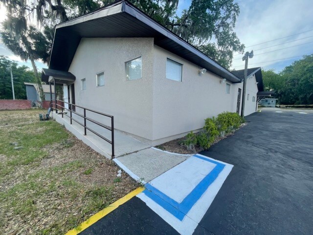 More Photos Of 1707 South St, Leesburg Daycare Center For Sale