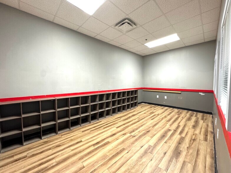 More Photos Of 1839 Buford Hwy, Buford Medical For Lease