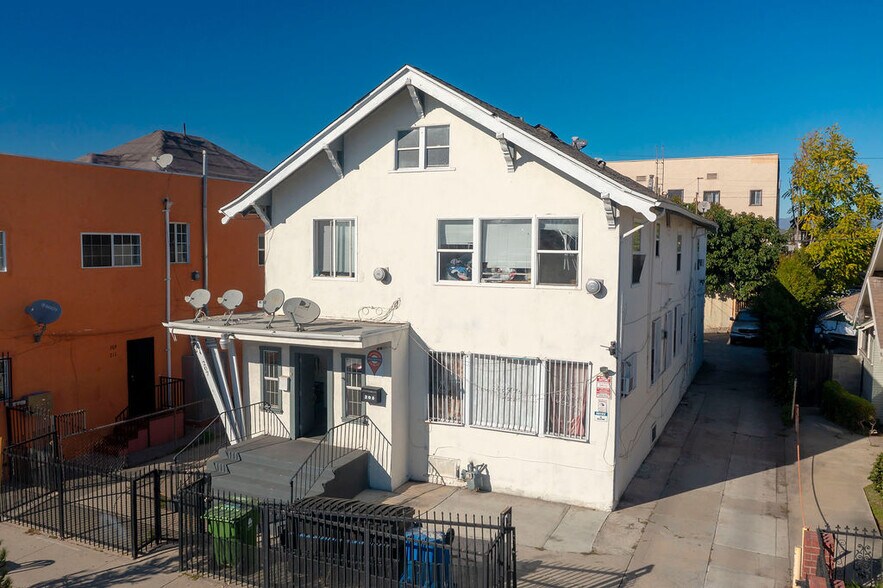More Photos Of 205-207 W Vernon Ave, Los Angeles Apartments For Sale