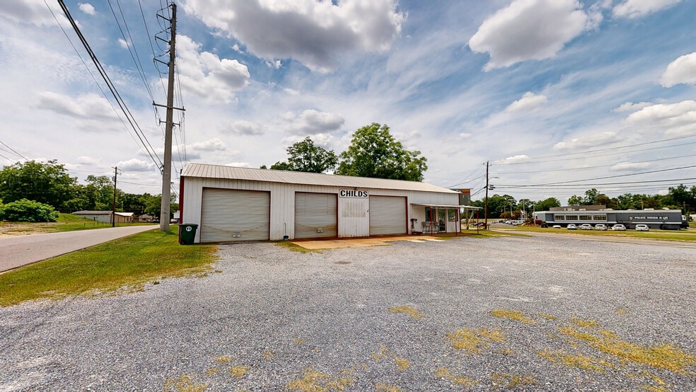 More Photos Of 716 S Main St, Enterprise Auto Repair For Sale