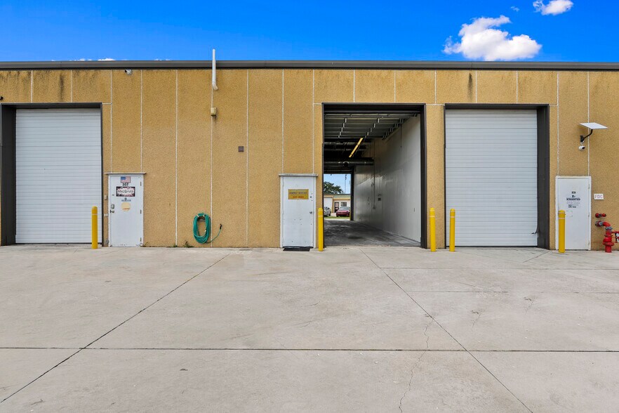More Photos Of 1501 SE Decker Ave, Stuart Industrial For Sale