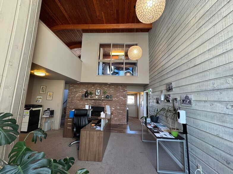More Photos Of 1570 W 1st St, Loveland Loft Creative Space For Sale