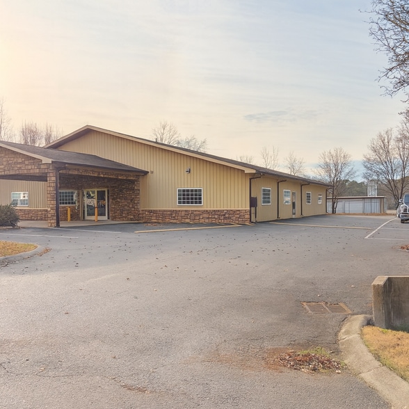 Primary Photo Of 202 Arnette St, Murfreesboro Office For Lease