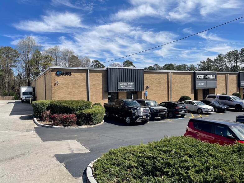 Primary Photo Of 4301 Pleasantdale Rd, Doraville Warehouse For Lease