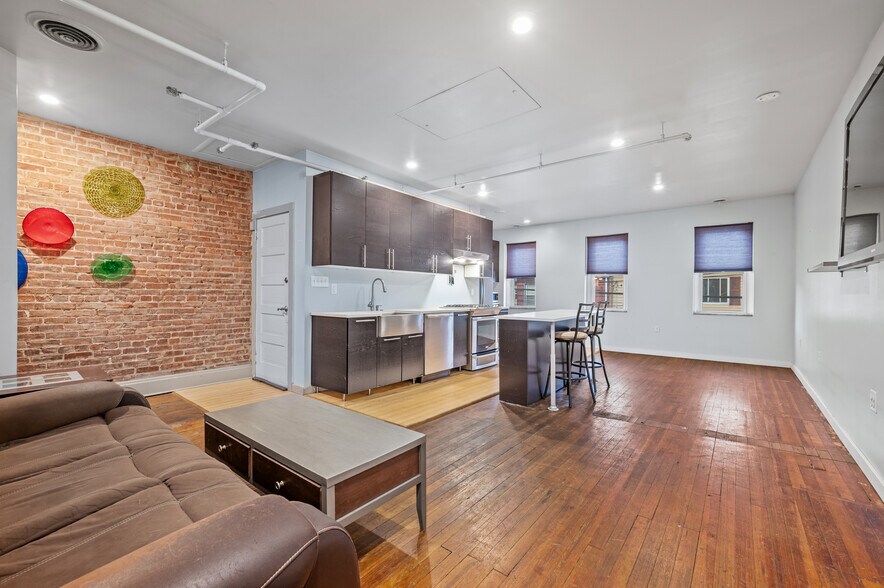 More Photos Of 117 S 16th St, Pittsburgh Storefront Retail Residential For Sale