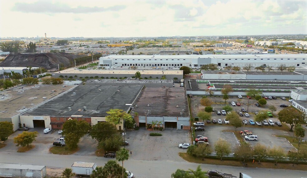 More Photos Of 7480 NW 52nd St, Miami Warehouse For Sale