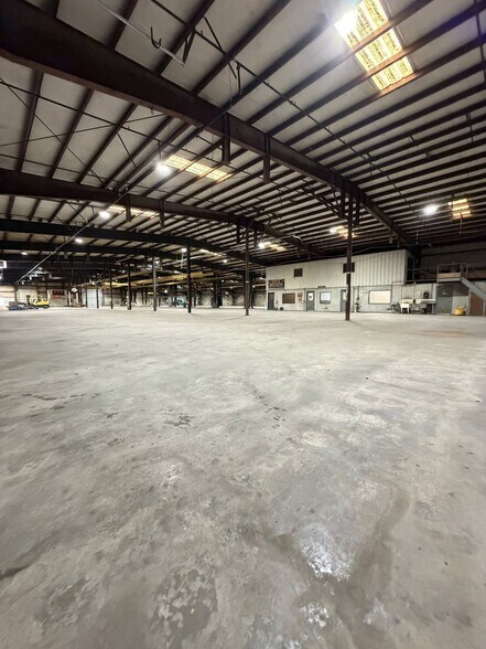 Primary Photo Of 2976 N Florence Ave, Tulsa Warehouse For Lease