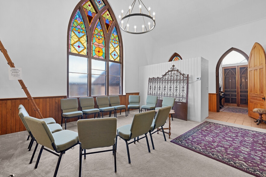 More Photos Of 30 Quarterline St, Newaygo Specialty For Sale