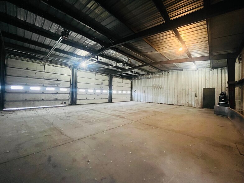 More Photos Of 920 Birch St, Norfolk Service For Sale