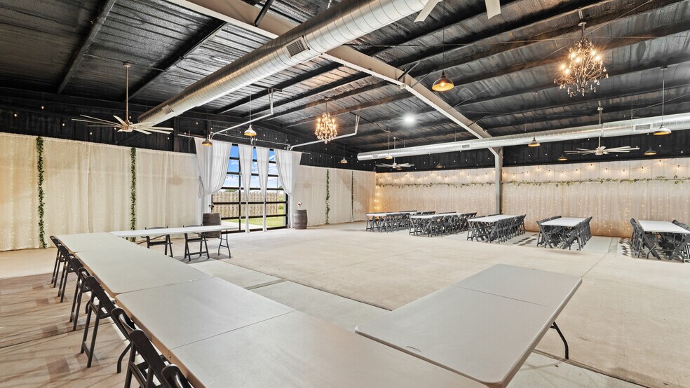 More Photos Of 20500 N 2810 Rd, Kingfisher Lodge Meeting Hall For Sale