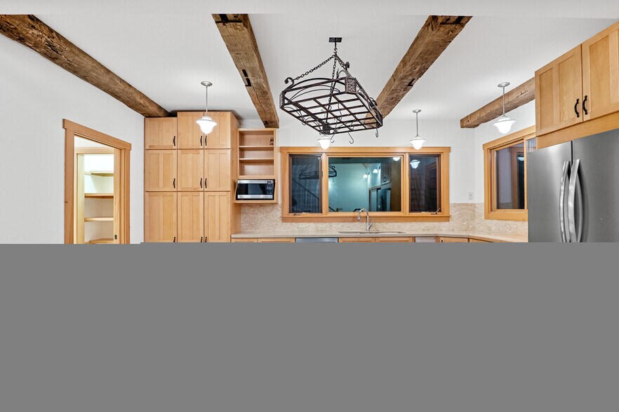 More Photos Of 243 Ridgeline Dr, Brevard Specialty For Sale