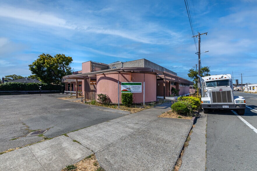 More Photos Of 120 Broadway, Richmond Medical For Sale