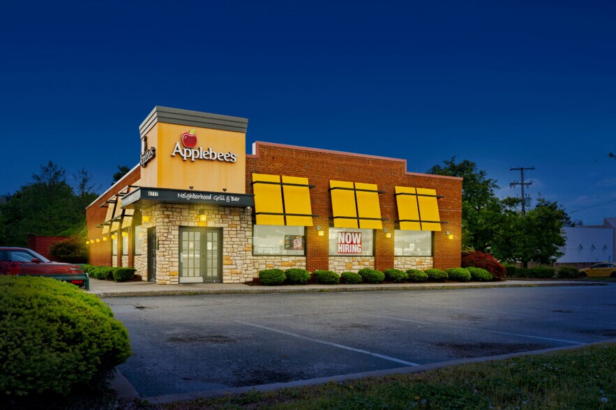 More Photos Of 4717 Dixie Hwy, Louisville Restaurant For Lease