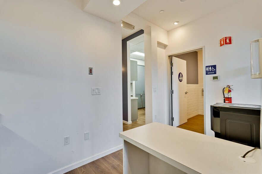 More Photos Of 1569 Lexann Ave, San Jose Medical For Sale