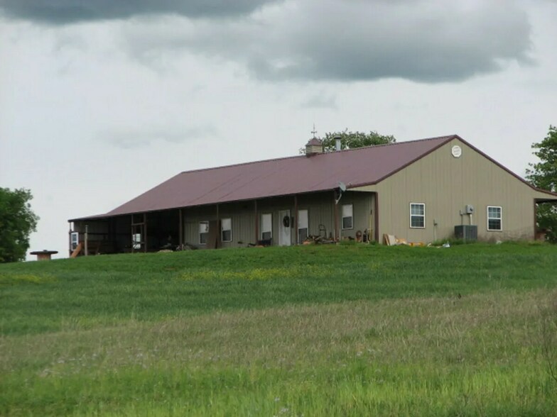 More Photos Of 16495 State Highway 37, Hinton Warehouse For Sale