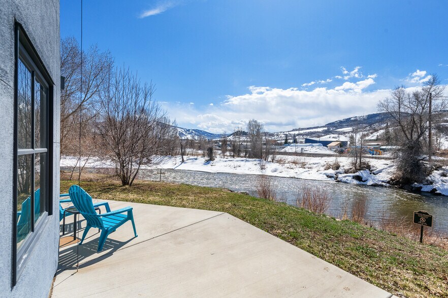 More Photos Of 1900 Bridge Ln, Steamboat Springs Showroom For Sale