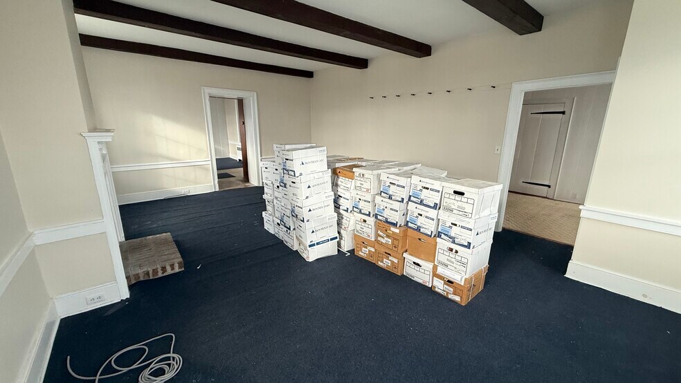 More Photos Of 797 Main St, Tatamy Office Residential For Lease