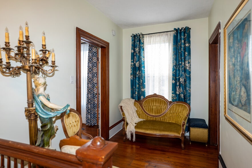 More Photos Of 33 Old Mission Ave, Saint Augustine Specialty For Sale