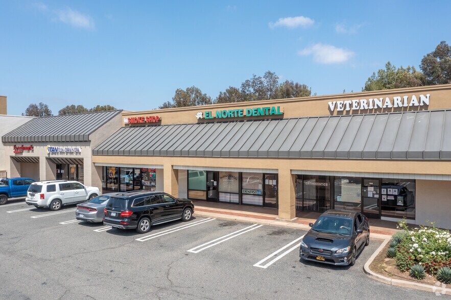 More Photos Of 302-362 W El Norte Pky, Escondido Unknown For Lease