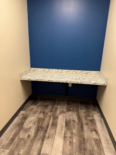 More Photos Of 4627 Dixie Hwy, Louisville Office For Sale