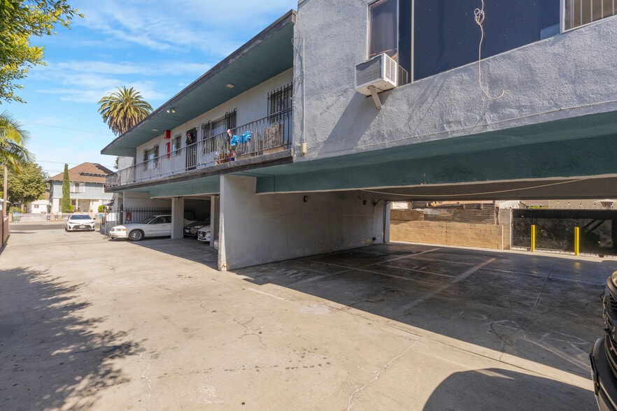 More Photos Of 1596 W 24th St, Los Angeles Apartments For Sale