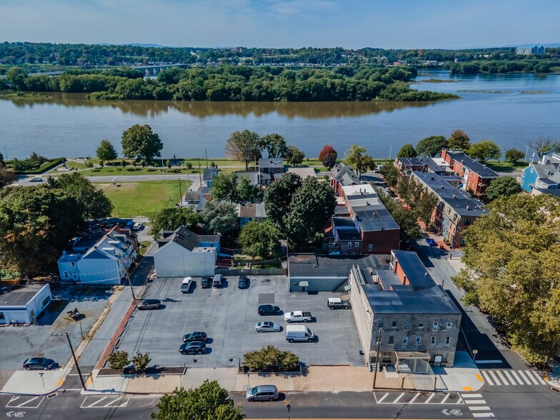 More Photos Of 1332 N 2nd St, Harrisburg Storefront Retail Residential For Sale