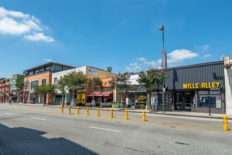 More Photos Of 33 S Fair Oaks Ave, Pasadena Office For Sale