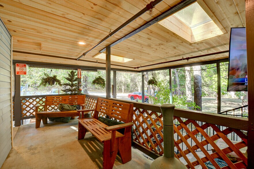 More Photos Of 625 Barbara Drive, Grants Pass Assisted Living For Sale