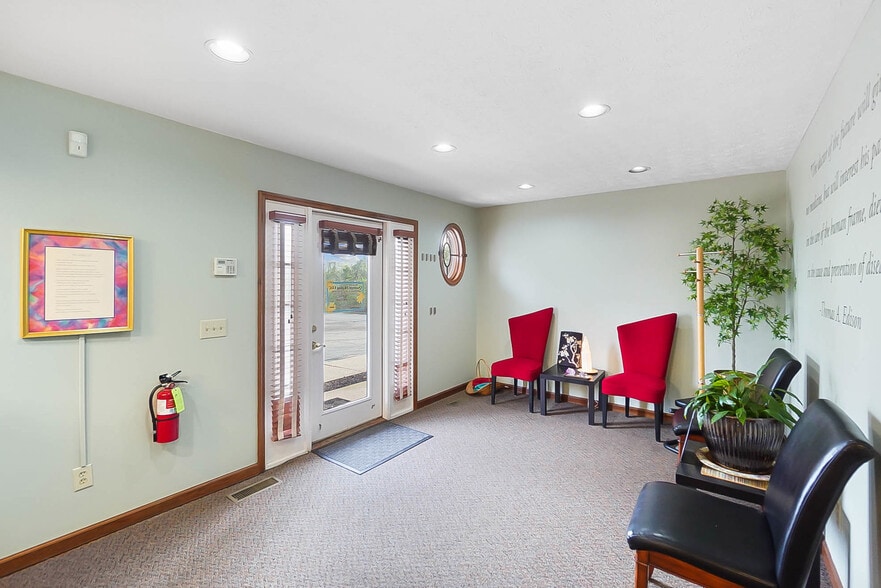 More Photos Of 860 E Franklin St, Dayton Medical For Sale