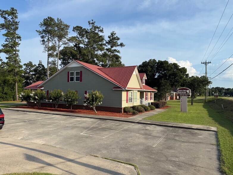 More Photos Of 414 Highway 25 S, Millen Medical For Sale