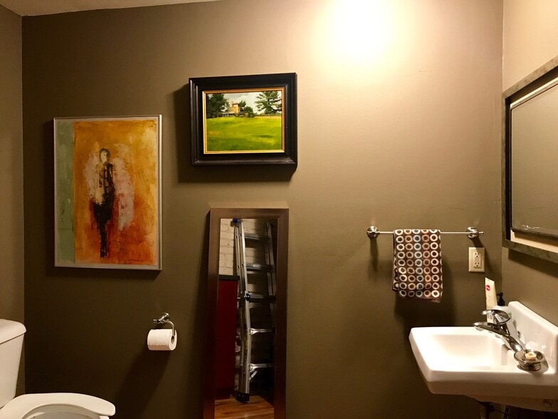 More Photos Of 106 E Doty St, Madison Office For Lease