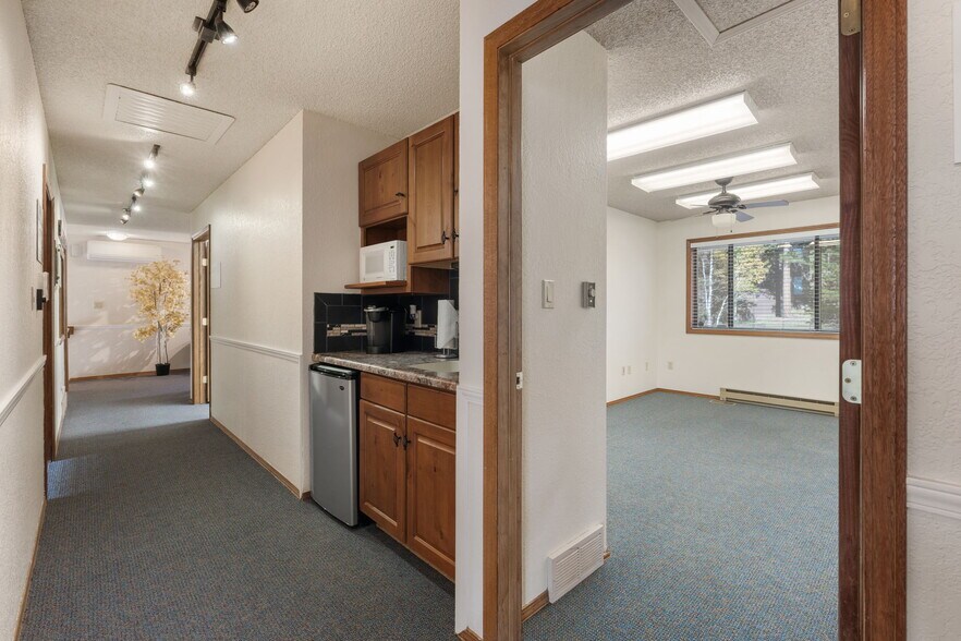 More Photos Of 800 E Hwy 24, Woodland Park Unknown For Lease