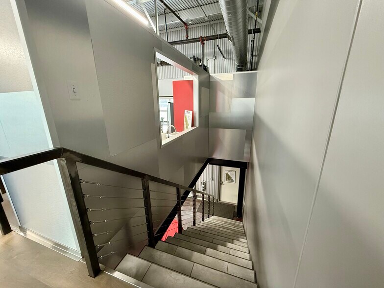 More Photos Of 161 W Speed Way, Pontiac Parking Garage For Sale