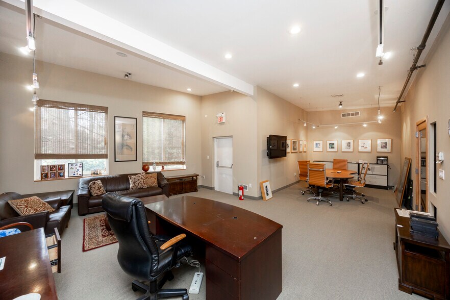 More Photos Of 232 Conestoga Rd, Wayne Loft Creative Space For Sale