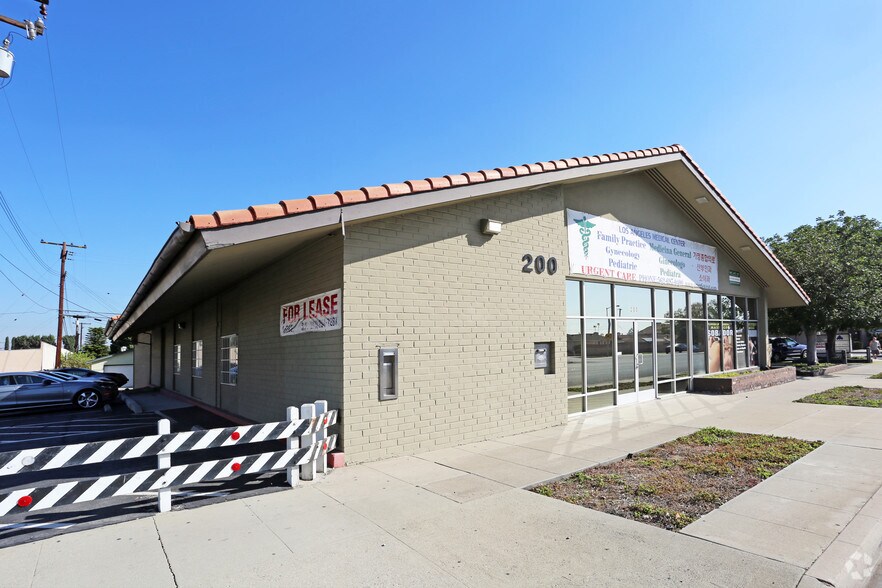 More Photos Of 200 S Beach Blvd, La Habra Medical For Lease