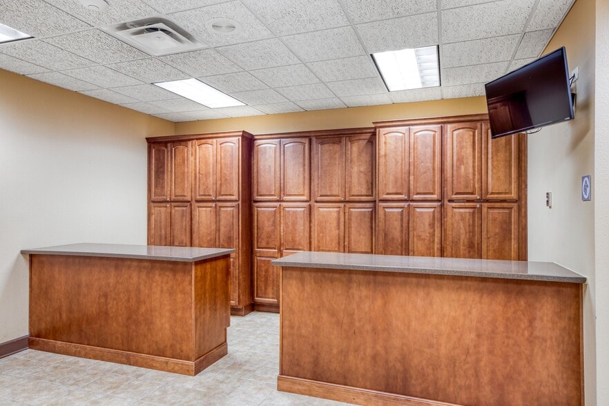 More Photos Of 1184 Davis Pl NW, Atlanta Religious Facility For Sale